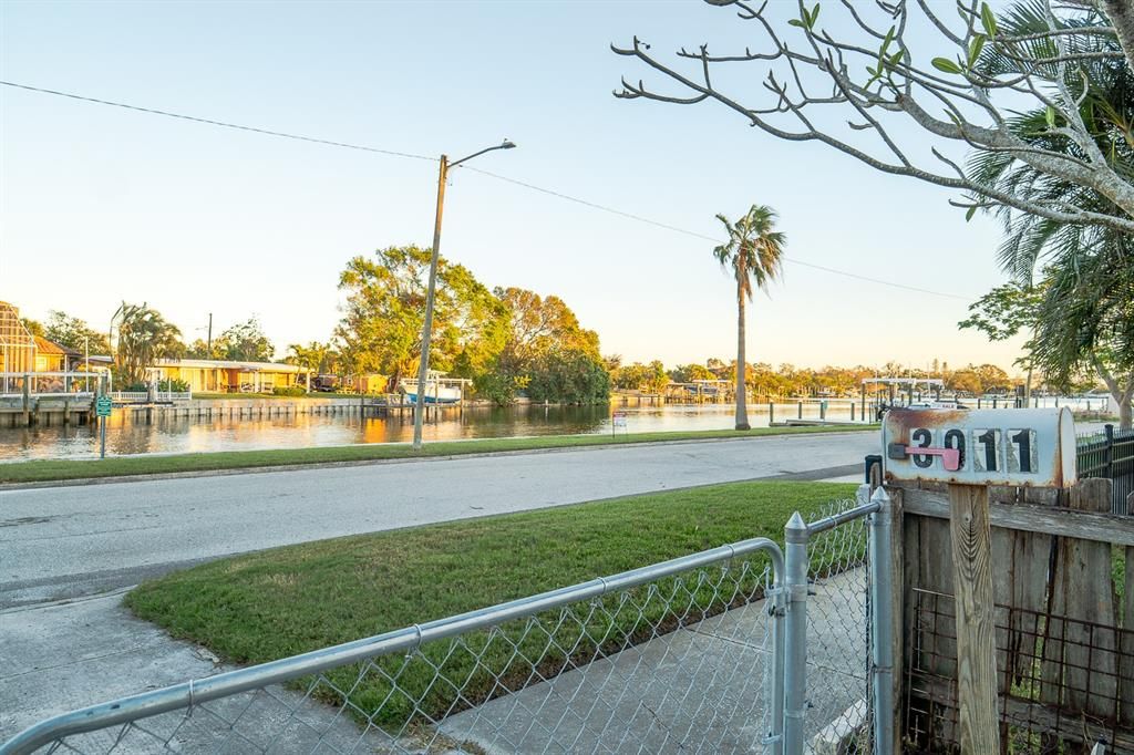 For Sale: $599,000 (3 beds, 2 baths, 1400 Square Feet)