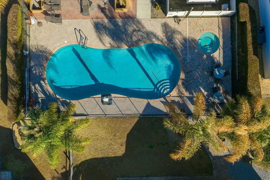 На продажу: $79,900 (0.09 acres)