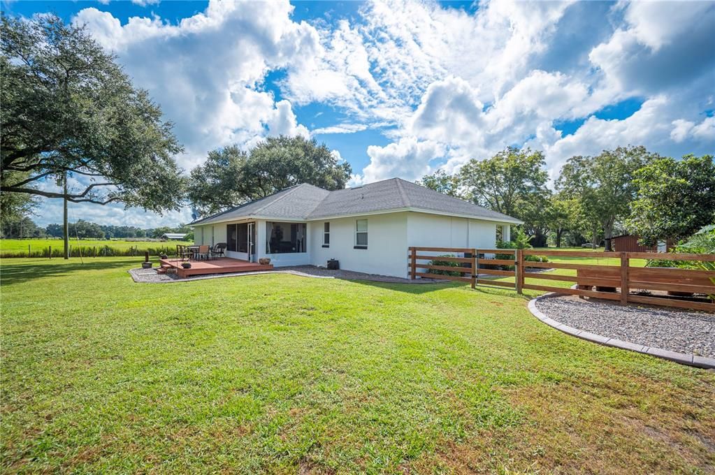 For Sale: $995,000 (4 beds, 2 baths, 1995 Square Feet)