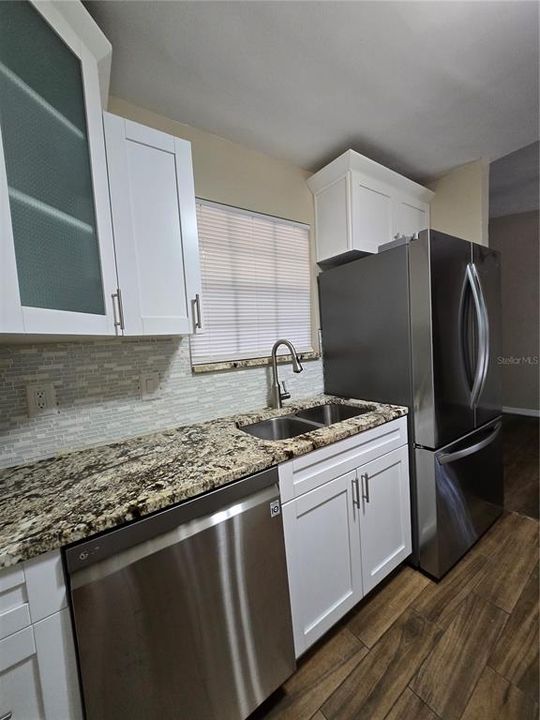 For Rent: $1,900 (3 beds, 2 baths, 1078 Square Feet)