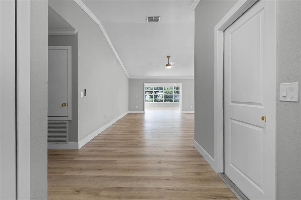 Bright and welcoming foyer