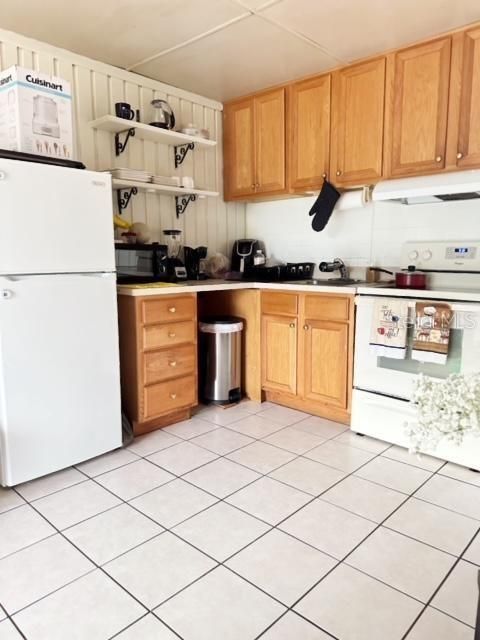 For Sale: $135,000 (2 beds, 1 baths, 500 Square Feet)