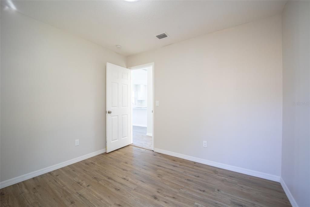 For Sale: $384,900 (3 beds, 2 baths, 1177 Square Feet)