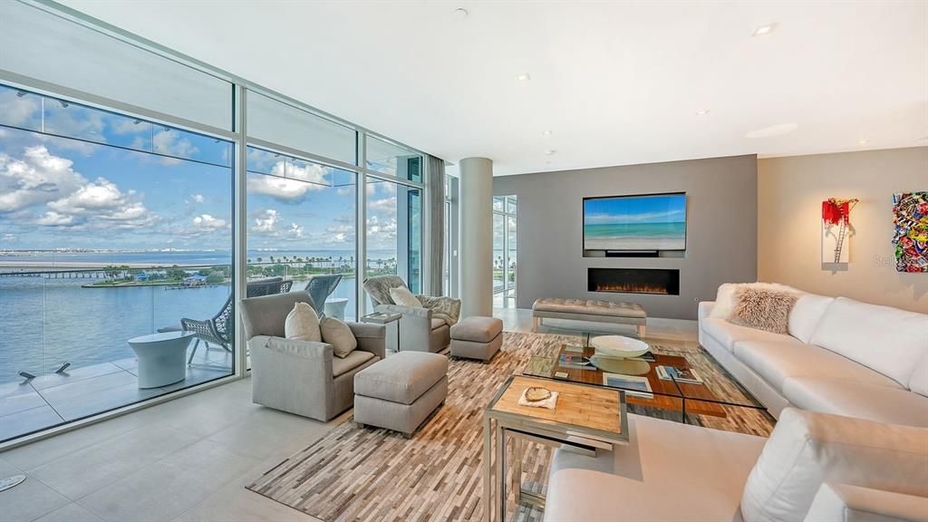 For Sale: $7,900,000 (4 beds, 4 baths, 4101 Square Feet)