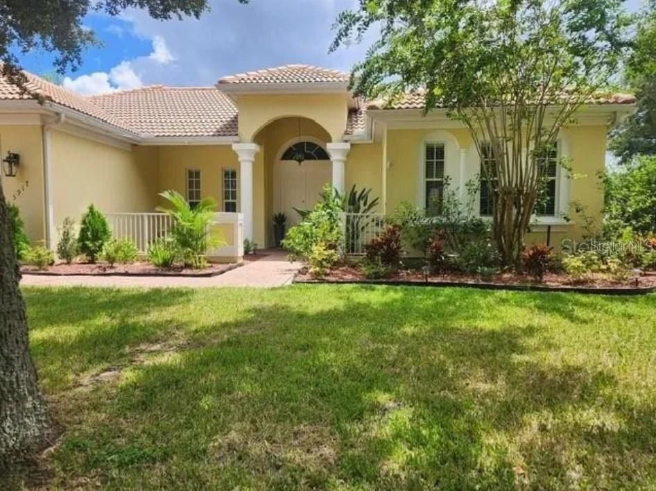 Vendido Recientemente: $425,000 (4 camas, 3 baños, 2458 Pies cuadrados)