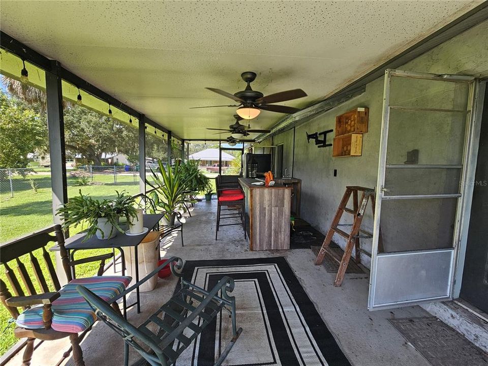 Screened in Back Porch