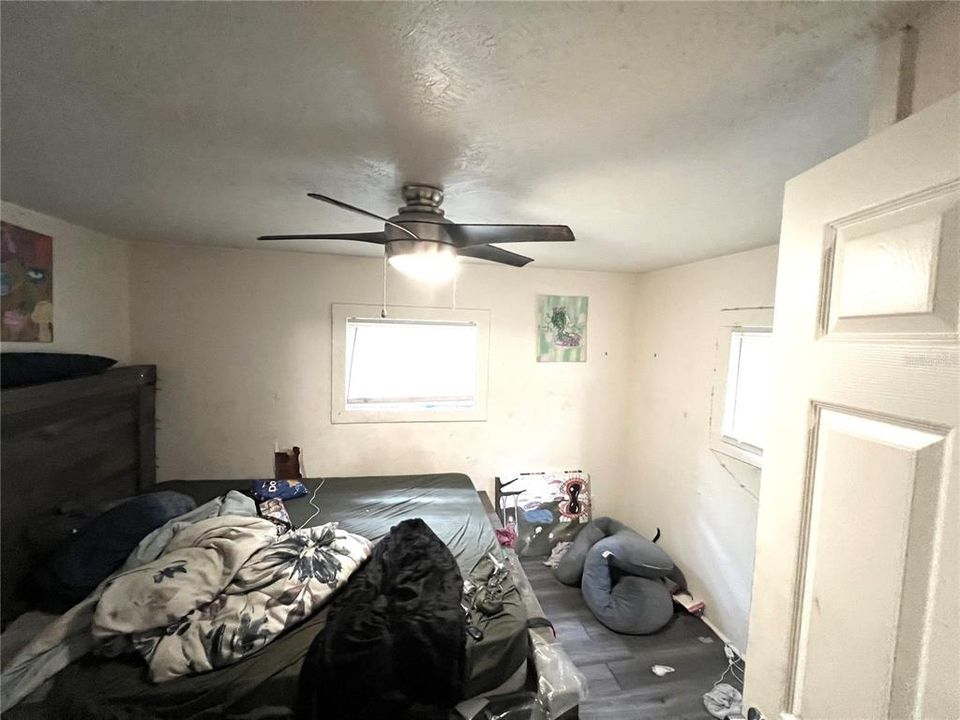 For Sale: $150,000 (3 beds, 1 baths, 780 Square Feet)