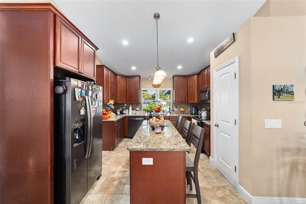 For Sale: $330,000 (3 beds, 2 baths, 1651 Square Feet)