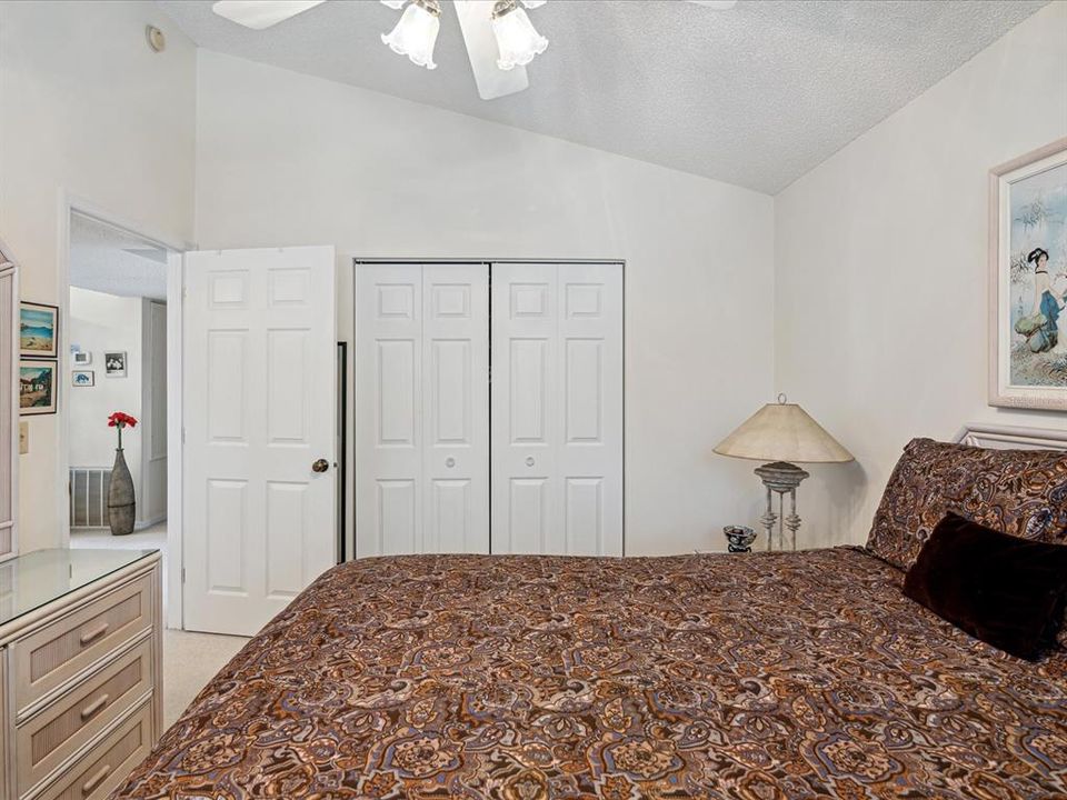 For Sale: $244,900 (3 beds, 2 baths, 1350 Square Feet)