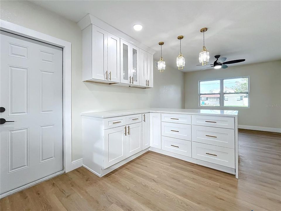 Kitchen - Breakfast Nook