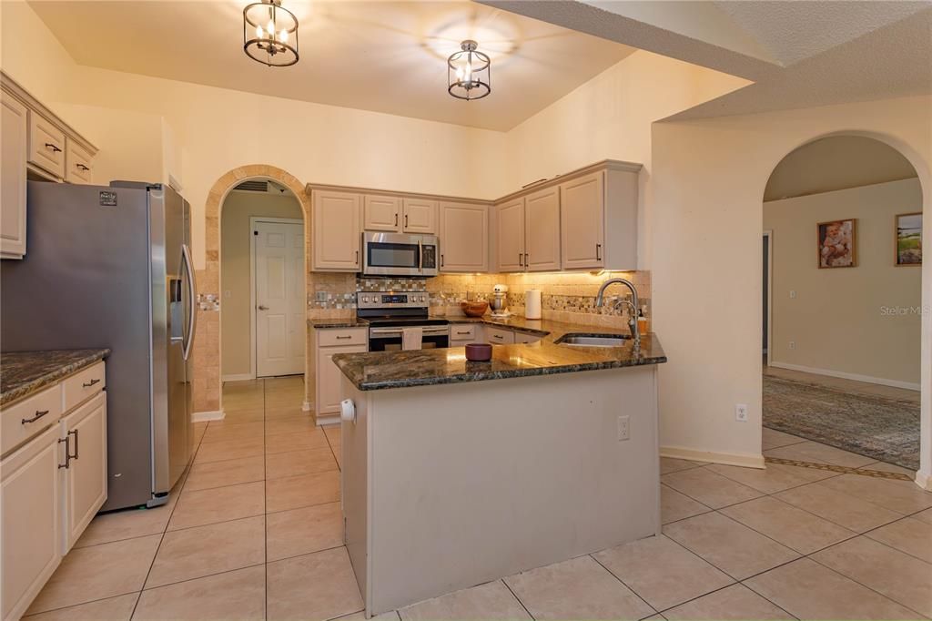 For Sale: $489,900 (3 beds, 2 baths, 1680 Square Feet)