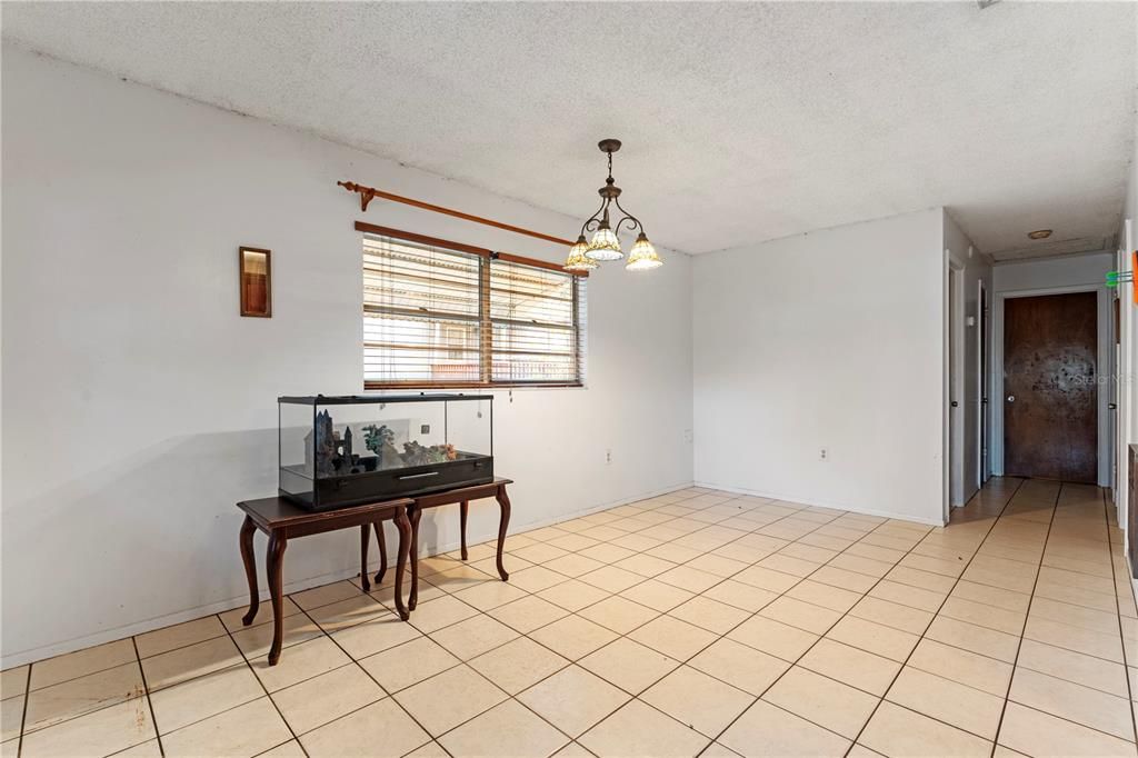 For Sale: $219,000 (3 beds, 1 baths, 1208 Square Feet)