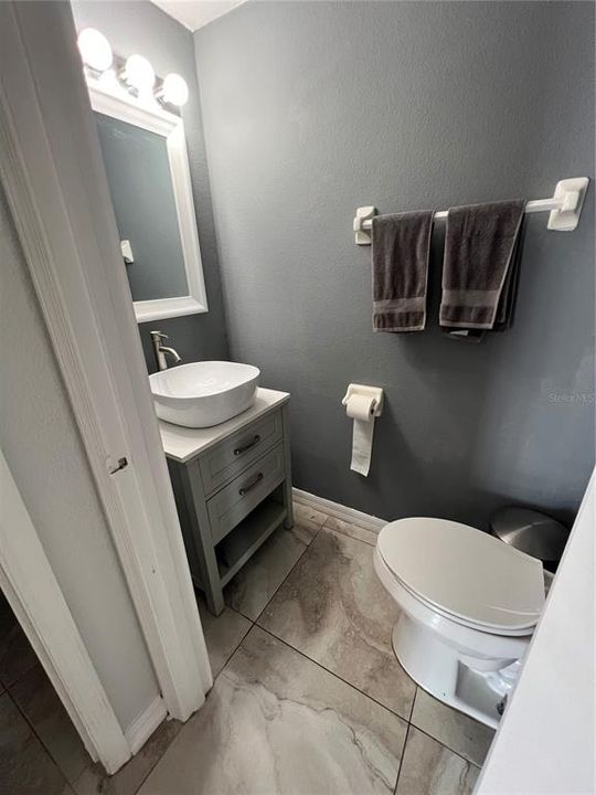 Half -bath/ 1st.Level