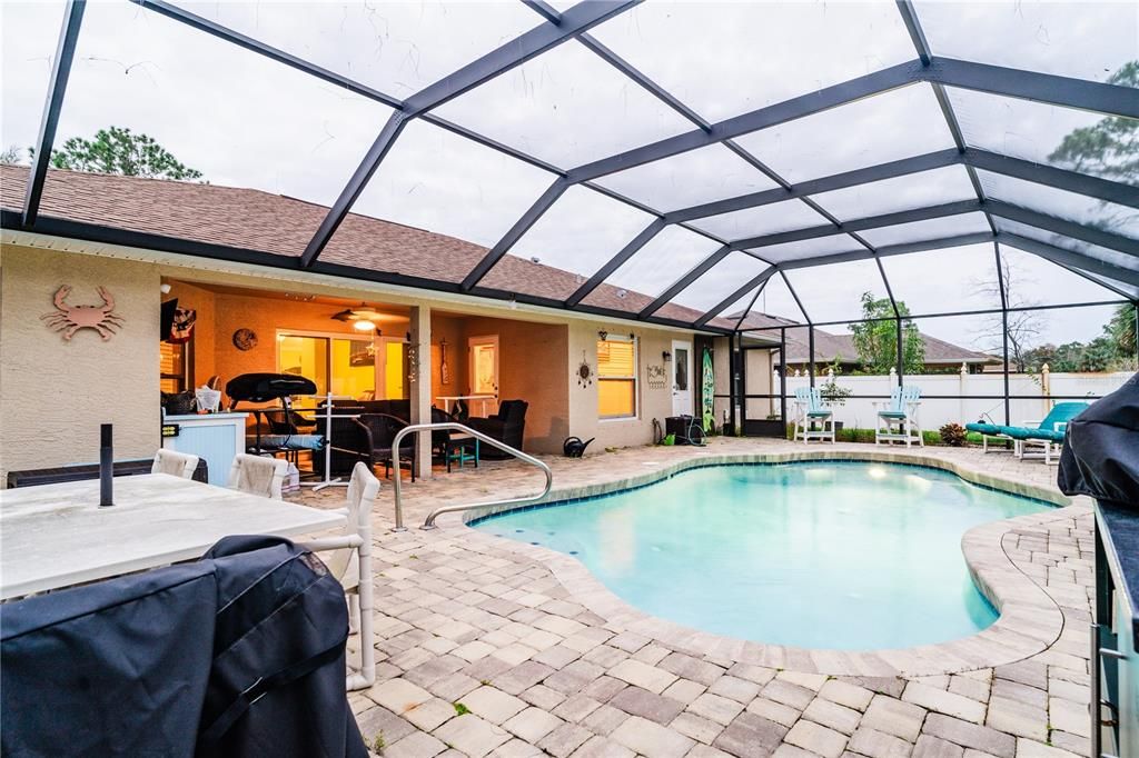 Pool & covered lanai