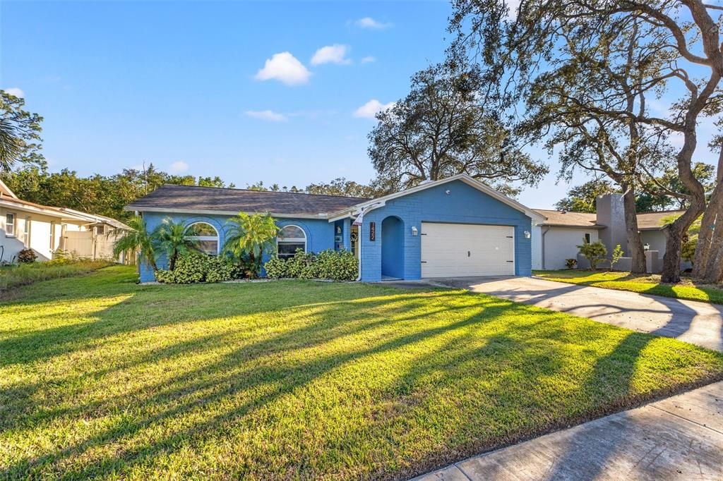 For Sale: $490,000 (3 beds, 2 baths, 1485 Square Feet)