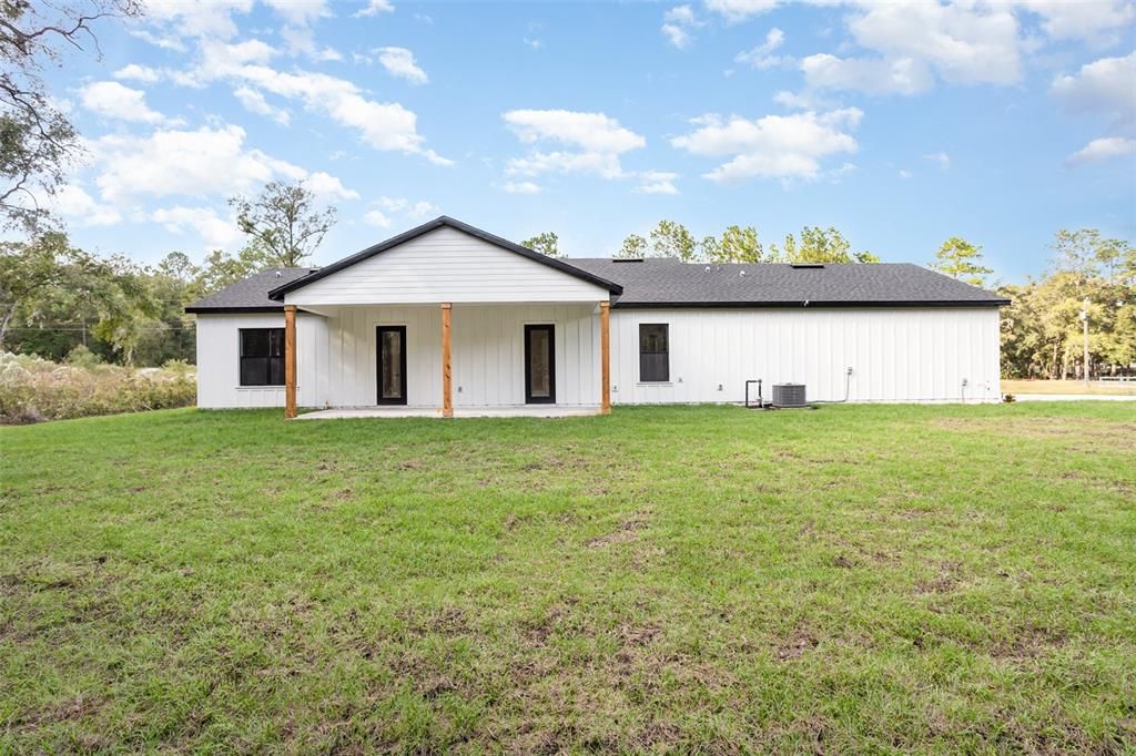 For Sale: $520,000 (3 beds, 2 baths, 1834 Square Feet)