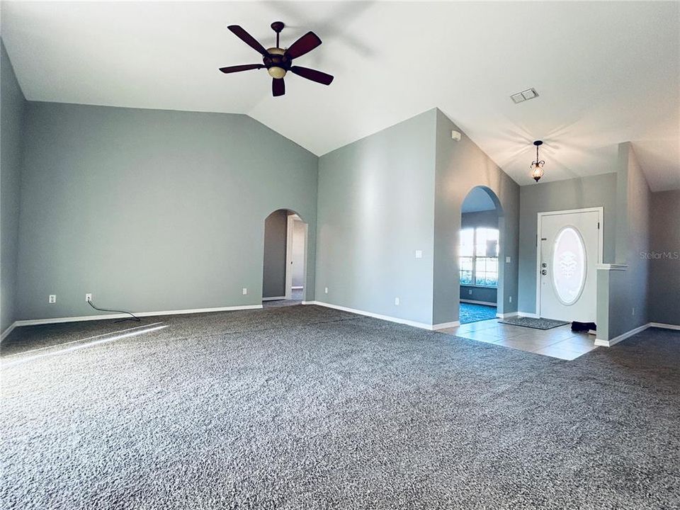 For Sale: $329,900 (3 beds, 2 baths, 2196 Square Feet)