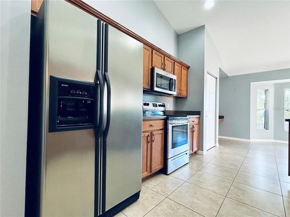 For Sale: $329,900 (3 beds, 2 baths, 2196 Square Feet)