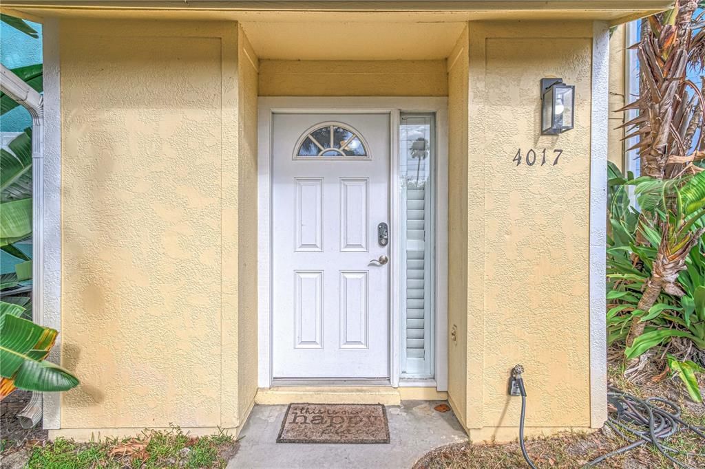 entry door lock computerized guests