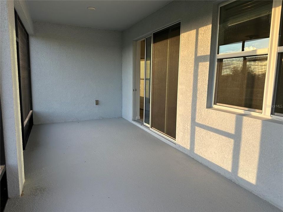 For Rent: $2,800 (4 beds, 2 baths, 2038 Square Feet)