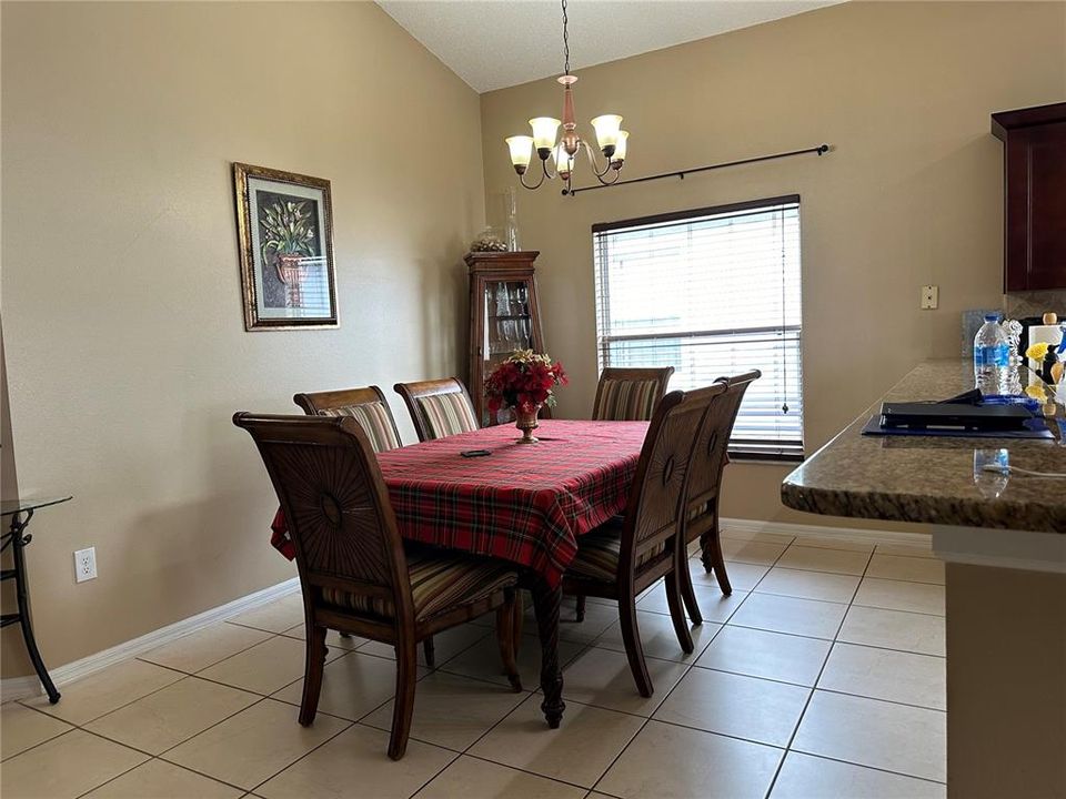 For Sale: $349,990 (4 beds, 2 baths, 1402 Square Feet)