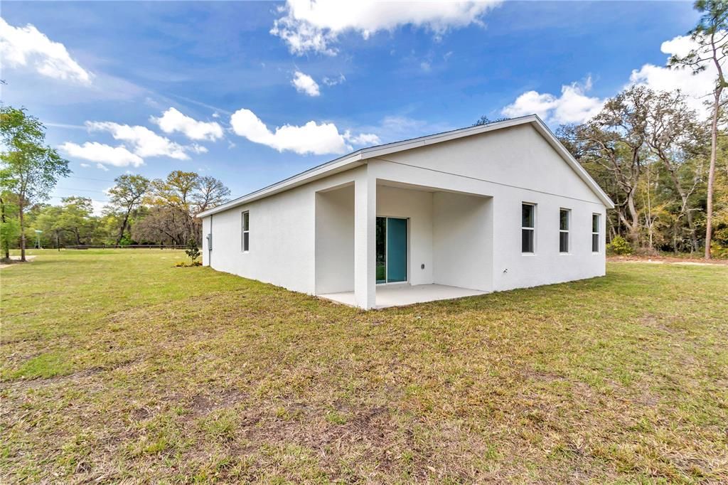 Activo con contrato: $345,000 (3 camas, 2 baños, 1543 Pies cuadrados)