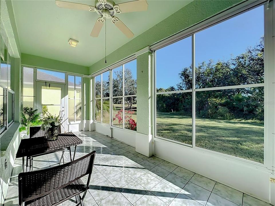 Expansive Screened Lanai