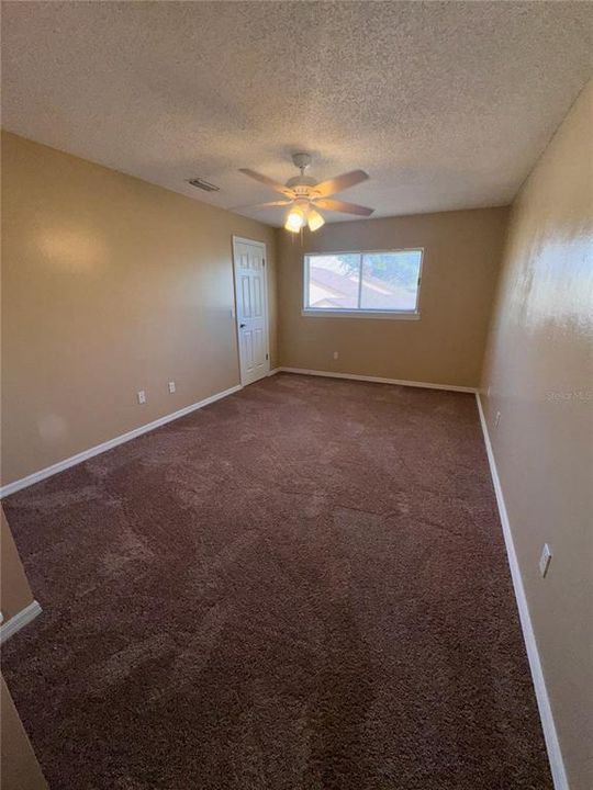 For Rent: $1,550 (1 beds, 1 baths, 1147 Square Feet)