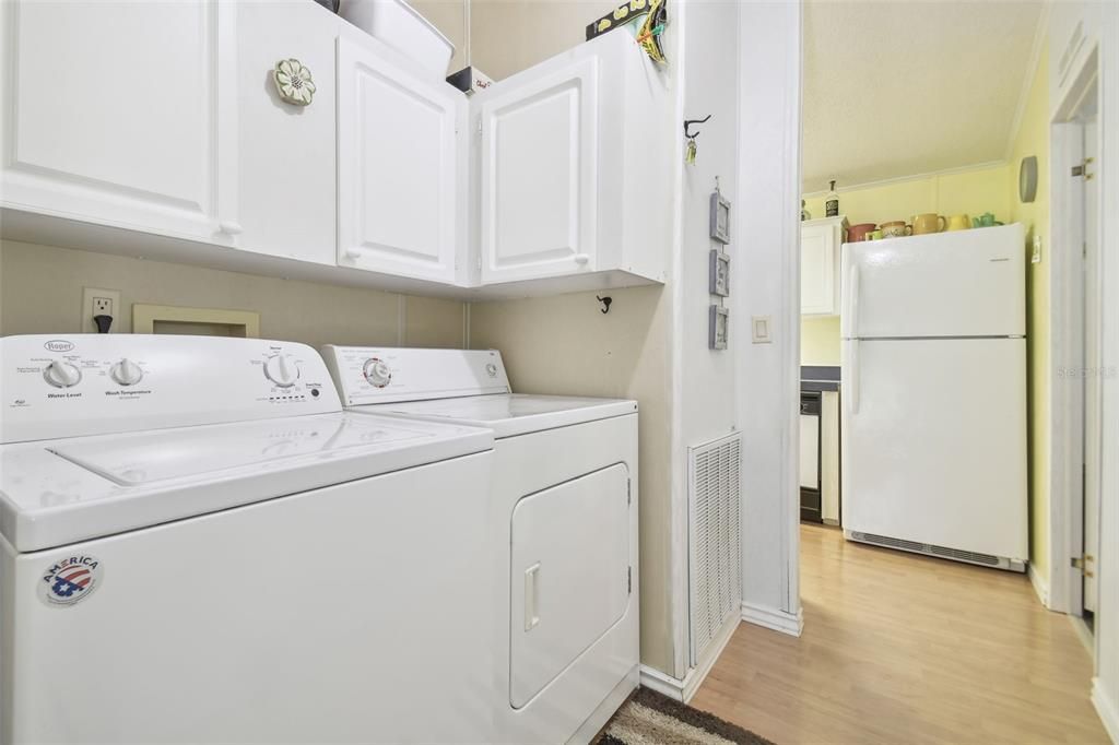 For Sale: $184,000 (2 beds, 2 baths, 1024 Square Feet)