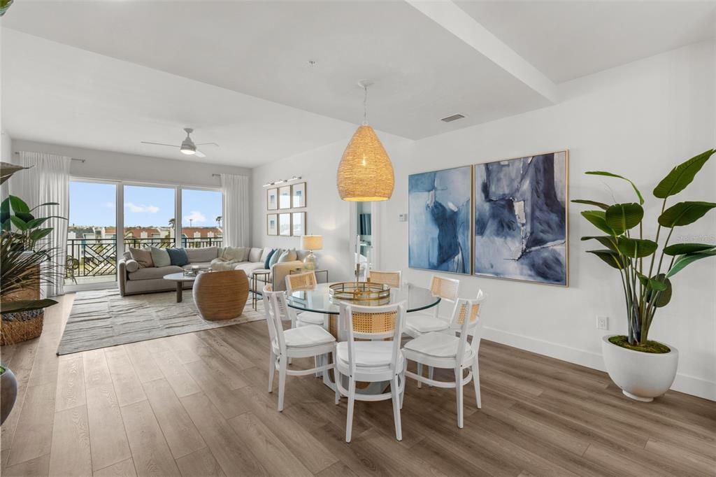 Active With Contract: $1,025,000 (3 beds, 2 baths, 1685 Square Feet)