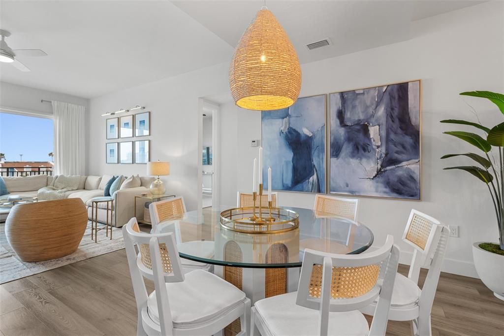 Active With Contract: $1,025,000 (3 beds, 2 baths, 1685 Square Feet)