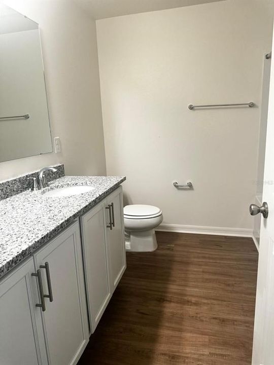 2nd Bathroom