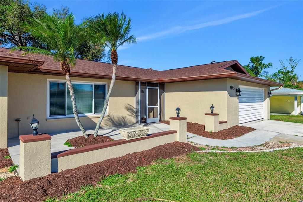 For Sale: $329,900 (3 beds, 2 baths, 1716 Square Feet)