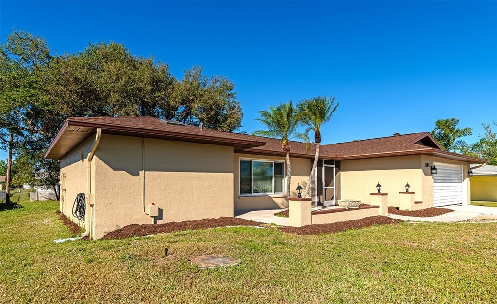 For Sale: $329,900 (3 beds, 2 baths, 1716 Square Feet)