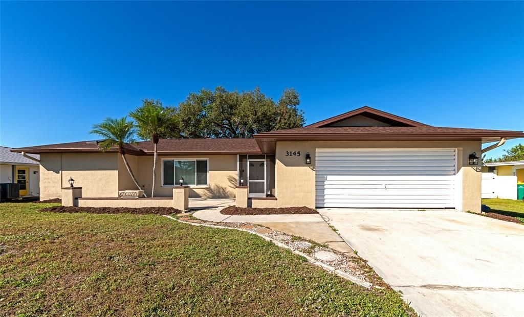 For Sale: $329,900 (3 beds, 2 baths, 1716 Square Feet)