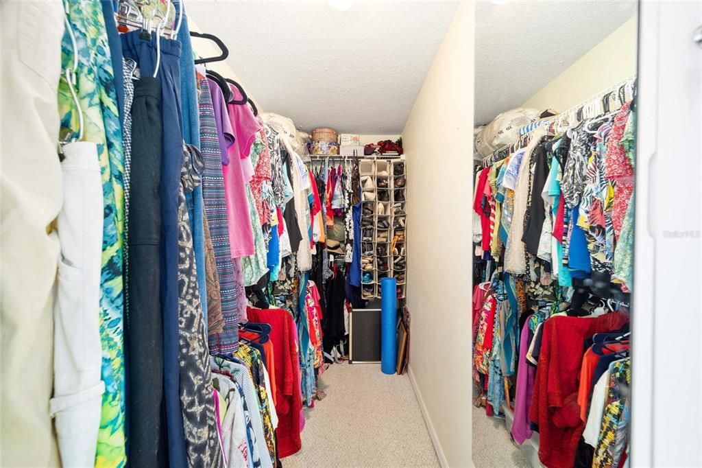 Walk-in Closet