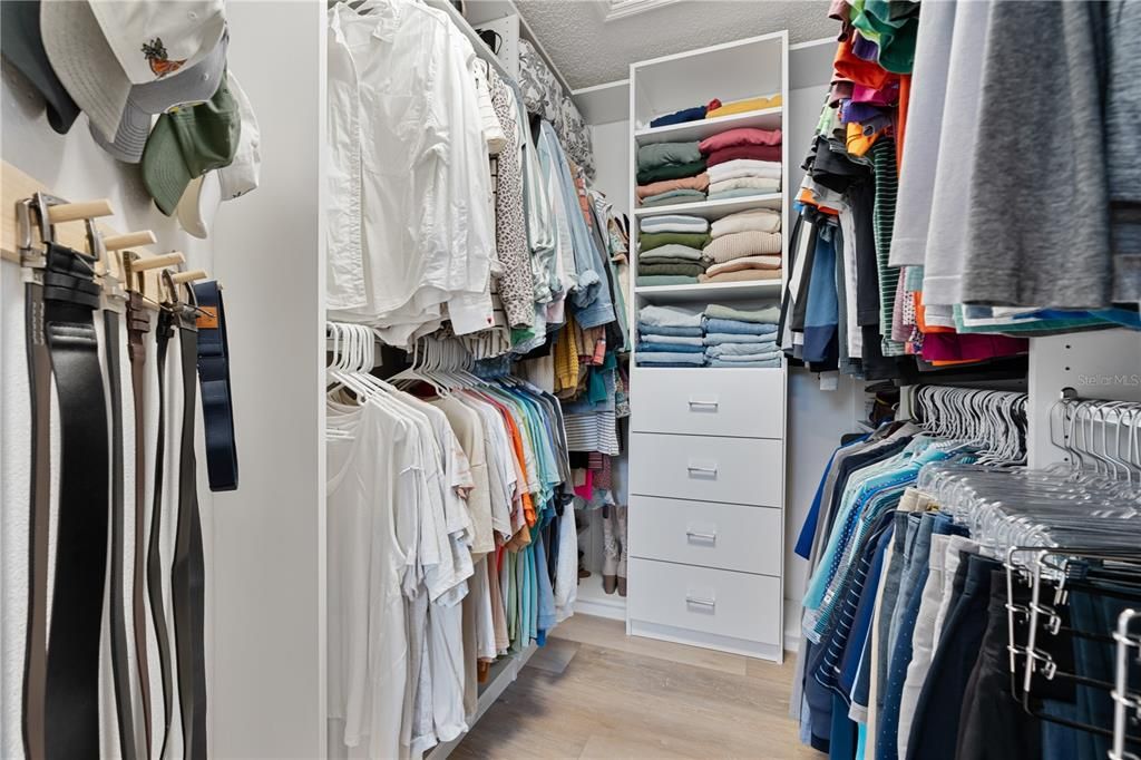 Master- walk in Closet