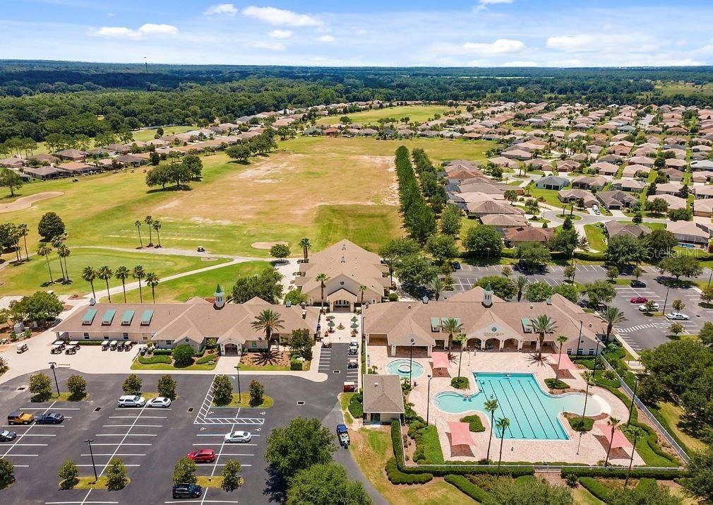 Clubhouse, Pool, Golf, Restaurant