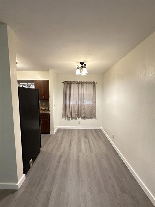 For Rent: $2,000 (2 beds, 1 baths, 700 Square Feet)