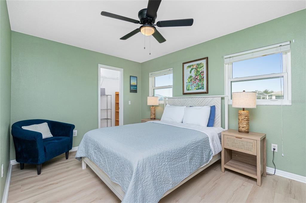 Queen Bedroom with Ceiling Fans