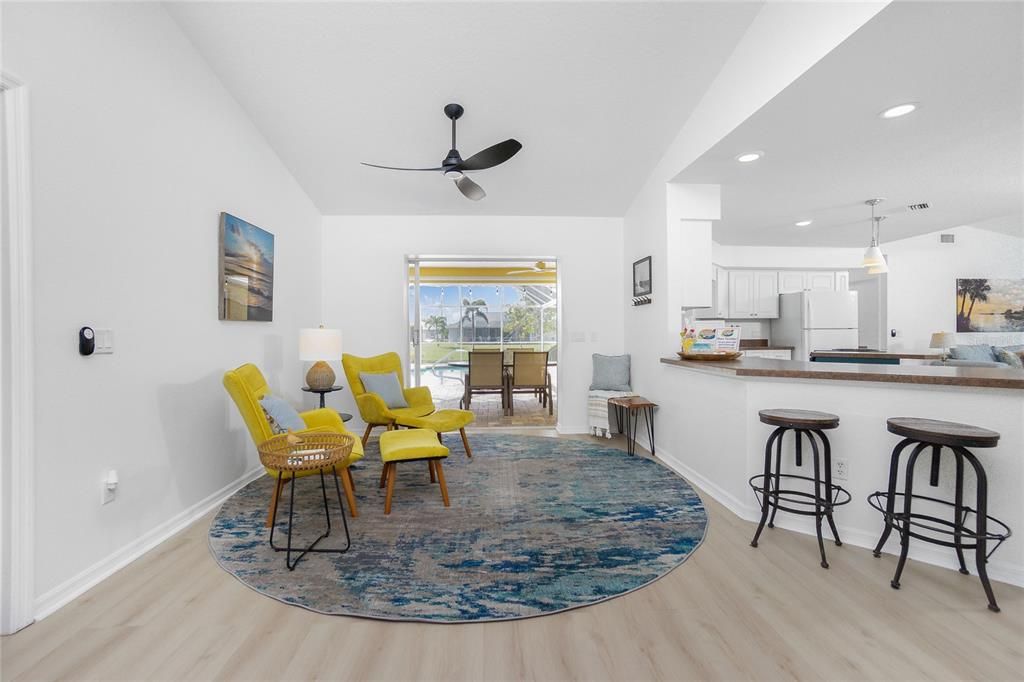 Open Concept Floorplan with Ceiling Fan