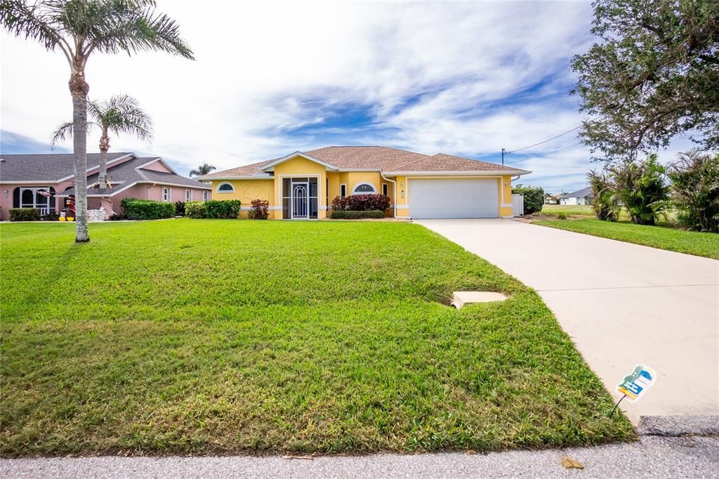 Front View of House with Front Yard