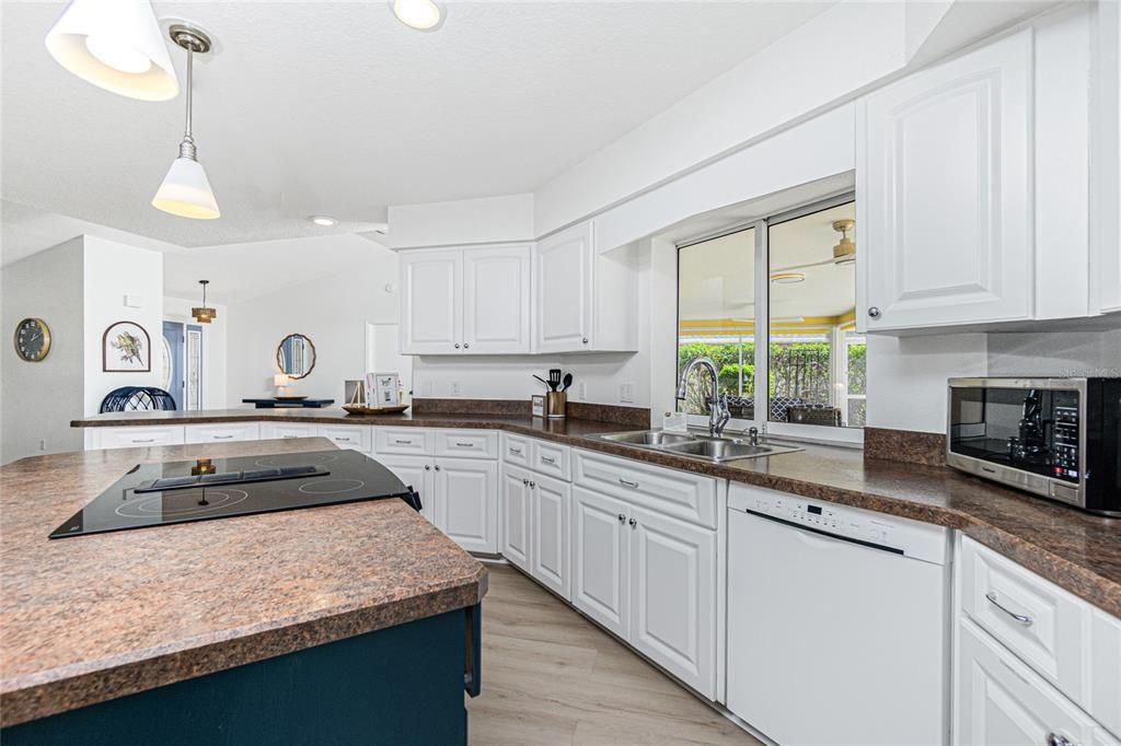 Kitchen with Island