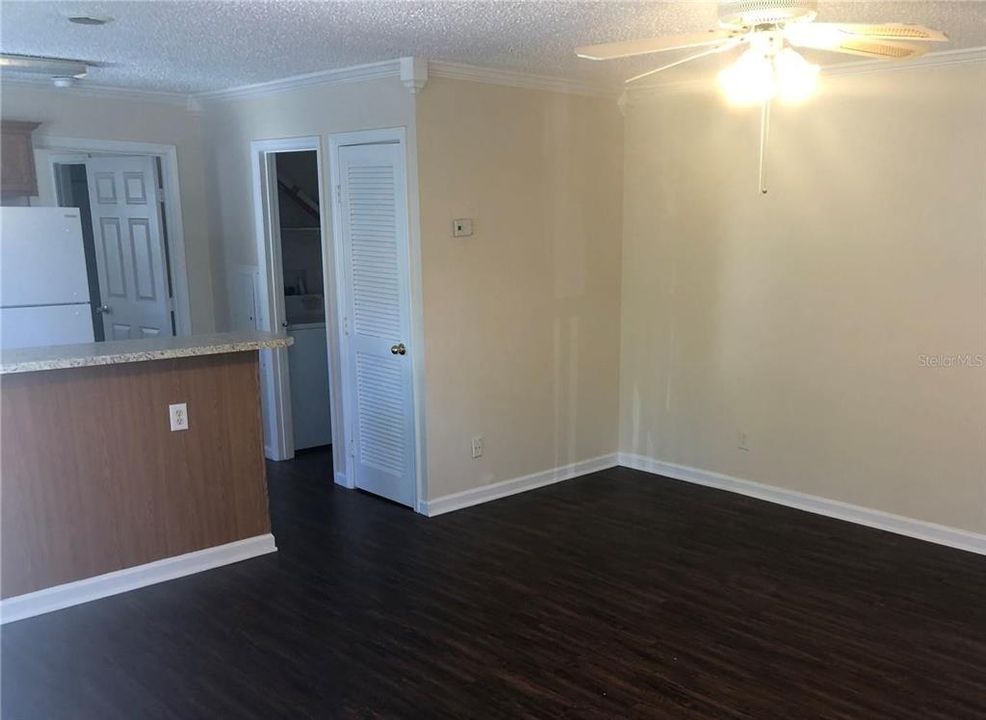 For Rent: $1,350 (2 beds, 2 baths, 800 Square Feet)