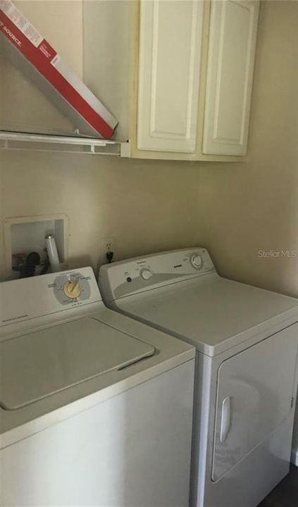 For Rent: $1,350 (2 beds, 2 baths, 800 Square Feet)