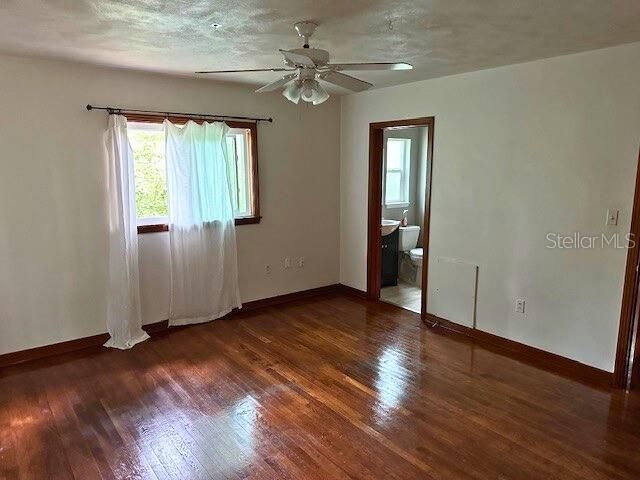 For Rent: $1,975 (2 beds, 2 baths, 1046 Square Feet)