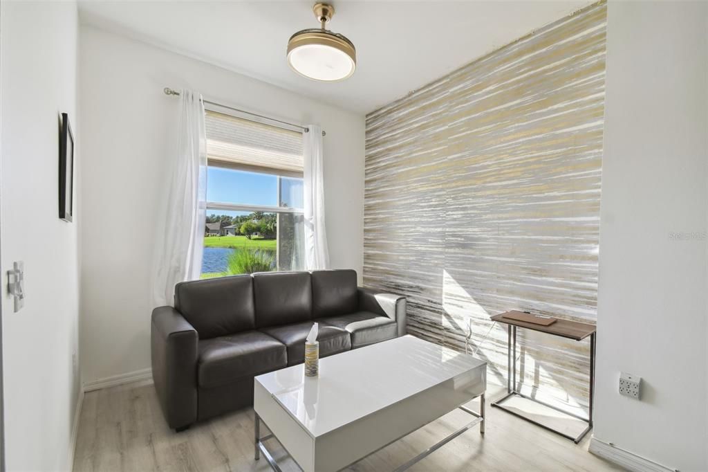 Primary bedroom sitting area