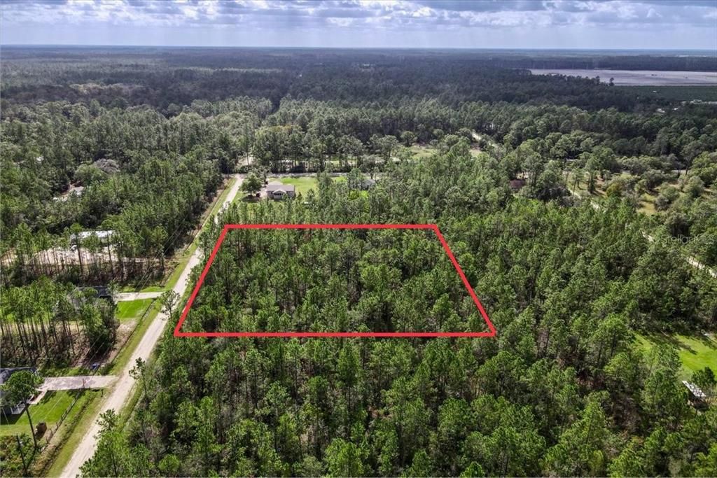 На продажу: $50,000 (2.27 acres)