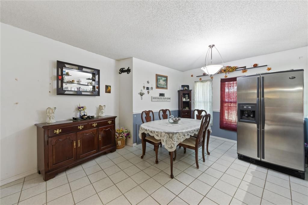 For Sale: $479,750 (4 beds, 2 baths, 2885 Square Feet)