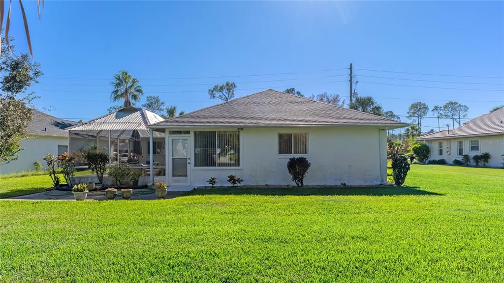 For Sale: $275,000 (3 beds, 2 baths, 1515 Square Feet)